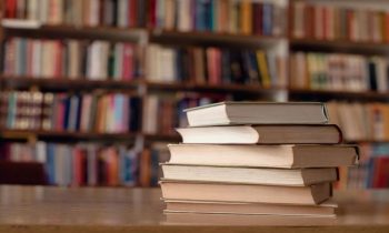 Οι «Βιβλιοσκώληκες» επιστρέφουν στις βιβλιοθήκες του δήμου Καλαμαριάς