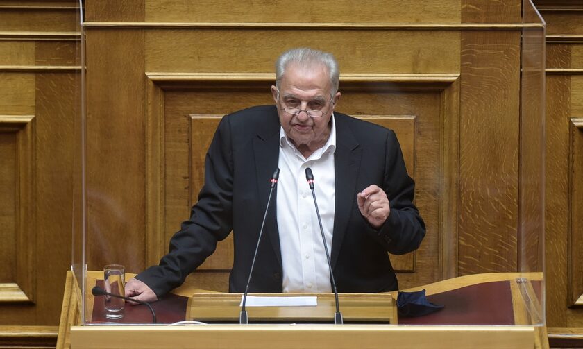 Στο νοσοκομείο με έμφραγμα ο Αλέκος Φλαμπουράρης