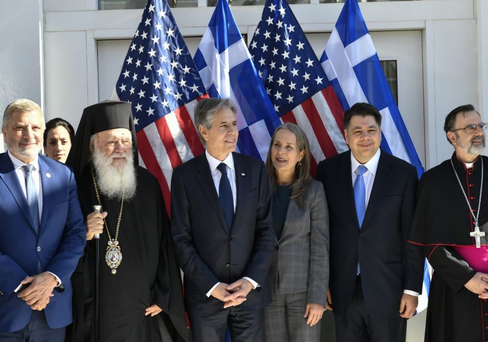 Στα εγκαίνια της νέας πτέρυγας της αμερικανικής πρεσβείας στην Αθήνα ο Μπλίνκεν