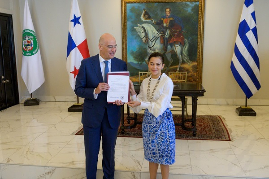 Συστήνεται ελληνική πρεσβεία στον Παναμά