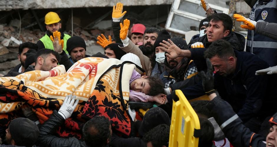 Τουρκία: Μετά τους σεισμούς το πολικό κρύο