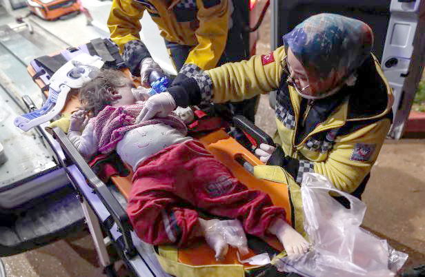 Τα «κλικ» του τρόμου και της ελπίδας…