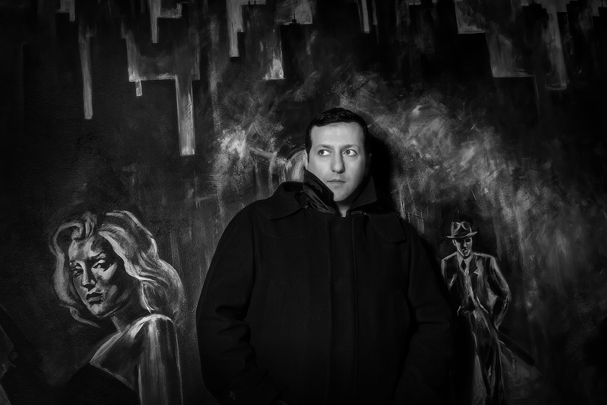 Β. Τσικάρας: Tο κοινό έχει ανάγκη να ξεσπάσει το γέλιο του ως κραυγή αντίδρασης