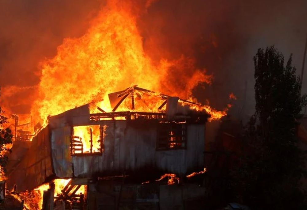 Χιλή: Εννέα τραυματίες και δεκάδες καμένα σπίτια από τις πυρκαγιές που πλήττουν τη χώρα