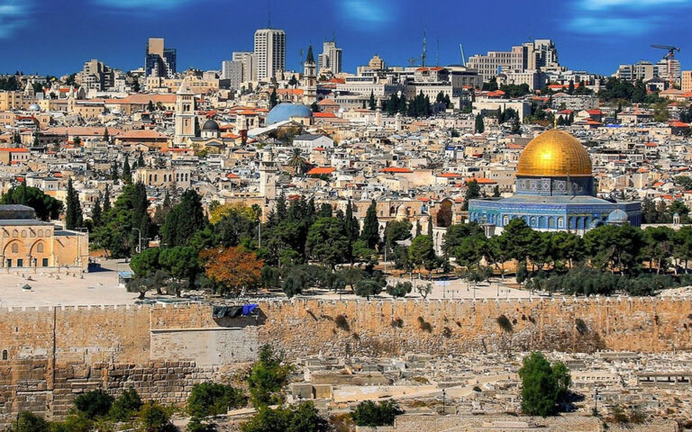 Το Ισραήλ απελευθερώνει τον γηραιότερο Παλαιστίνιο φυλακισμένο