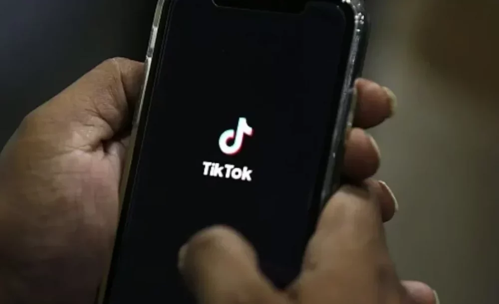 Το TikTok απαντά στο Twitter και Threads με νέο εργαλείο για να γράφεις κείμενα με ήχο