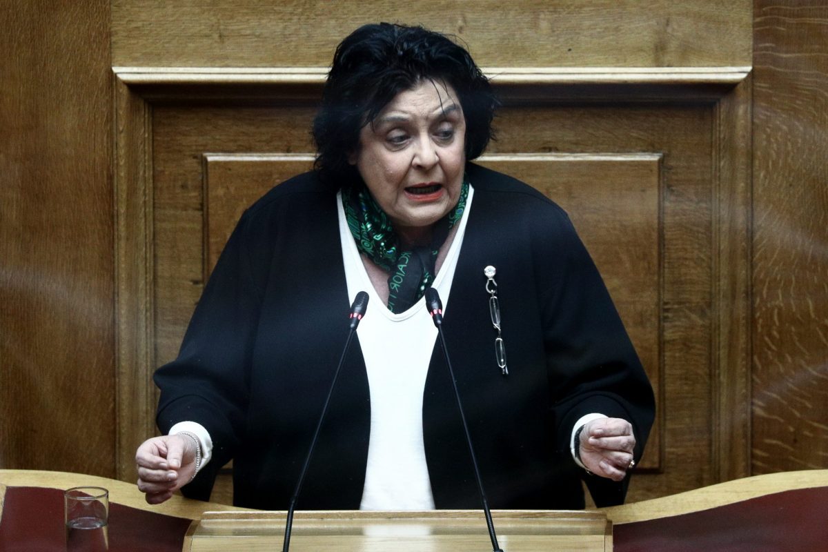 Κανέλλη: Φαντάζεστε να έρθει ο Κασιδιάρης μέσα στην Βουλή και να τον πλακώσω στα χαστούκια;