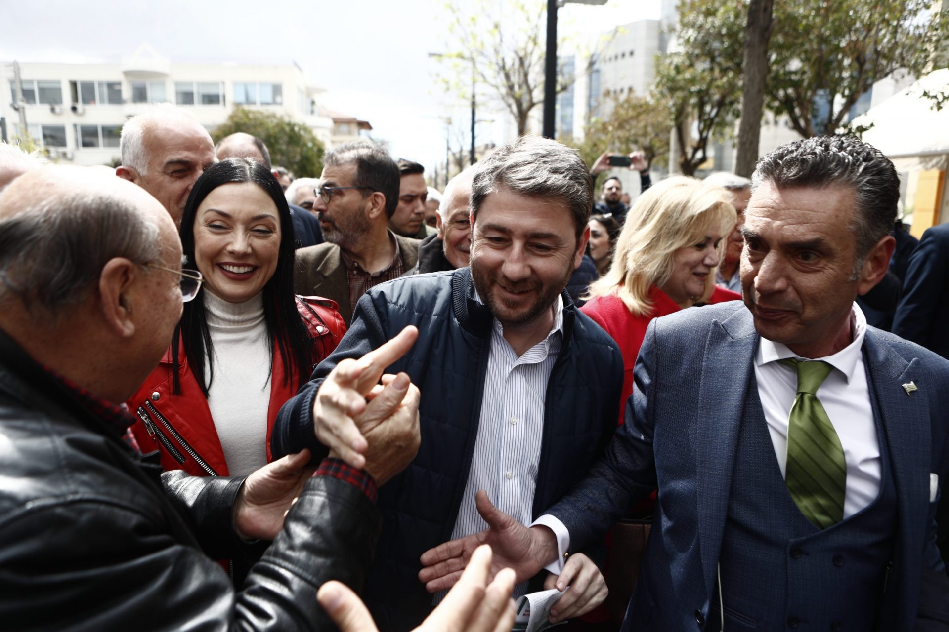 Πρόεδρε Ν. Ανδρουλάκη ξέρεις κάποιον Σπύρο Αντωνίου;