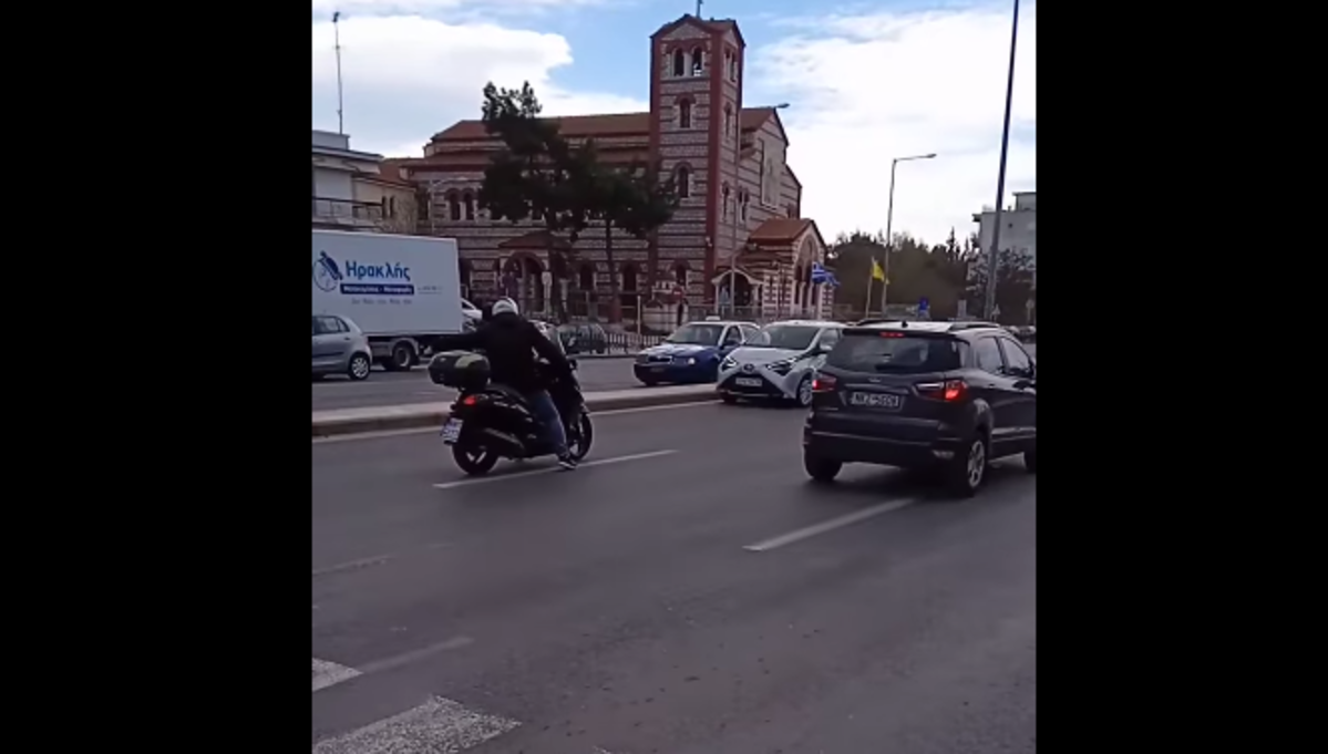 Θεσσαλονίκη: Οδηγούσε στο αντίθετο ρεύμα στην οδό Λαγκαδά (Video)
