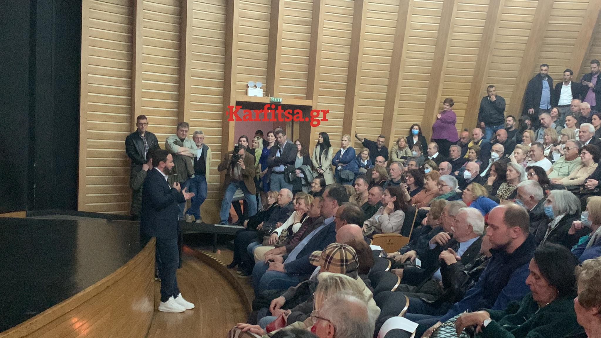 Θεσσαλονίκη: «Όλη η πόλη Γκόλι» – Κατάμεστο το δημοτικό θέατρο Καλαμαριάς (ΦΩΤΟ-Video)