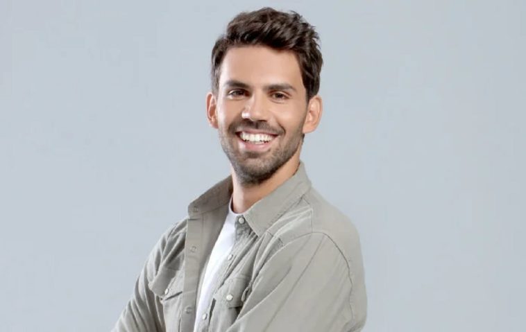 Γιώργος Λέντζας: Έκλεψαν το αυτοκίνητο του! – «Καλοτάξιδο στα αλάνια που το σήκωσαν»