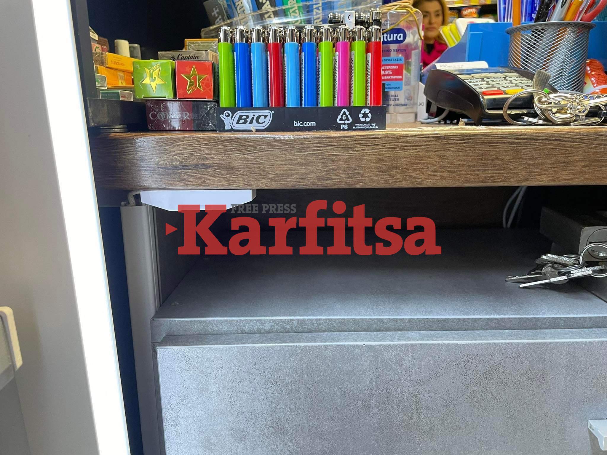 Θεσσαλονίκη: Ληστεία σε mini market – Έβγαλε μαχαίρι και άρπαξε 1.500 ευρώ (ΦΩΤΟ)