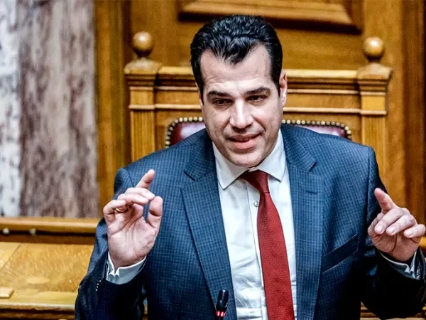 Θ.  Πλεύρης: «Θα δώσουμε επίδομα για εξωσωματική και κρυοσυντήρηση» 