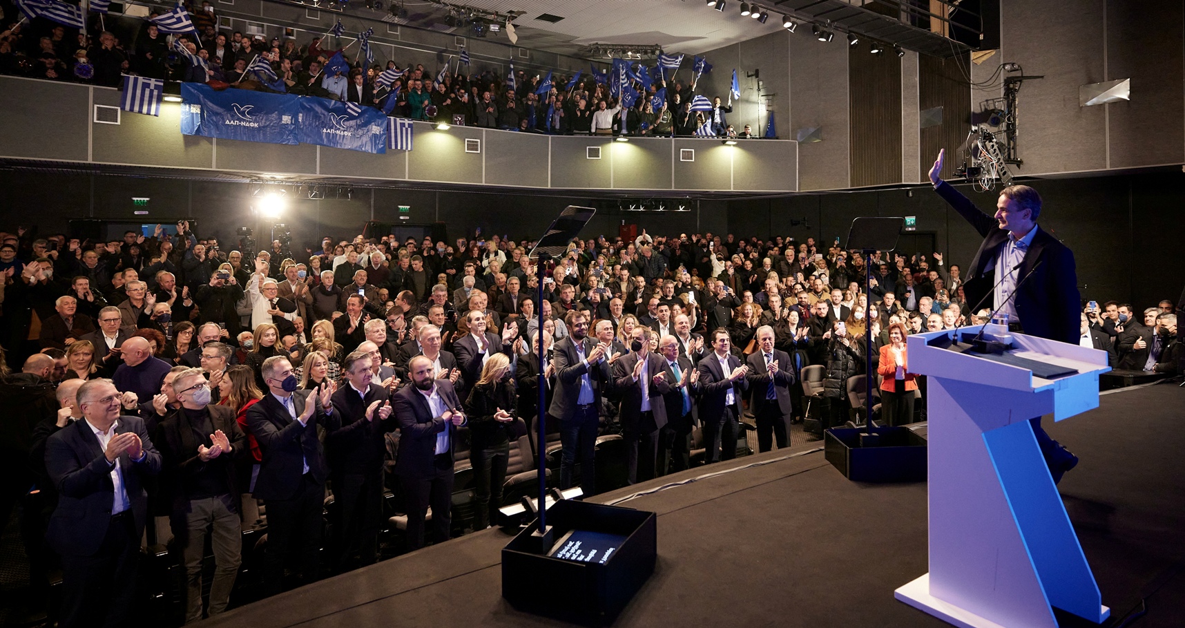 Ανανεωμένα κατά 50% τα ψηφοδέλτια της ΝΔ