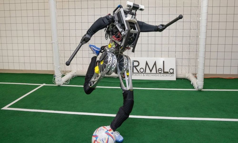 Η Artemis το ανθρωπόμορφο ρομπότ που παίζει ποδόσφαιρο είναι έτοιμη για τα γήπεδα