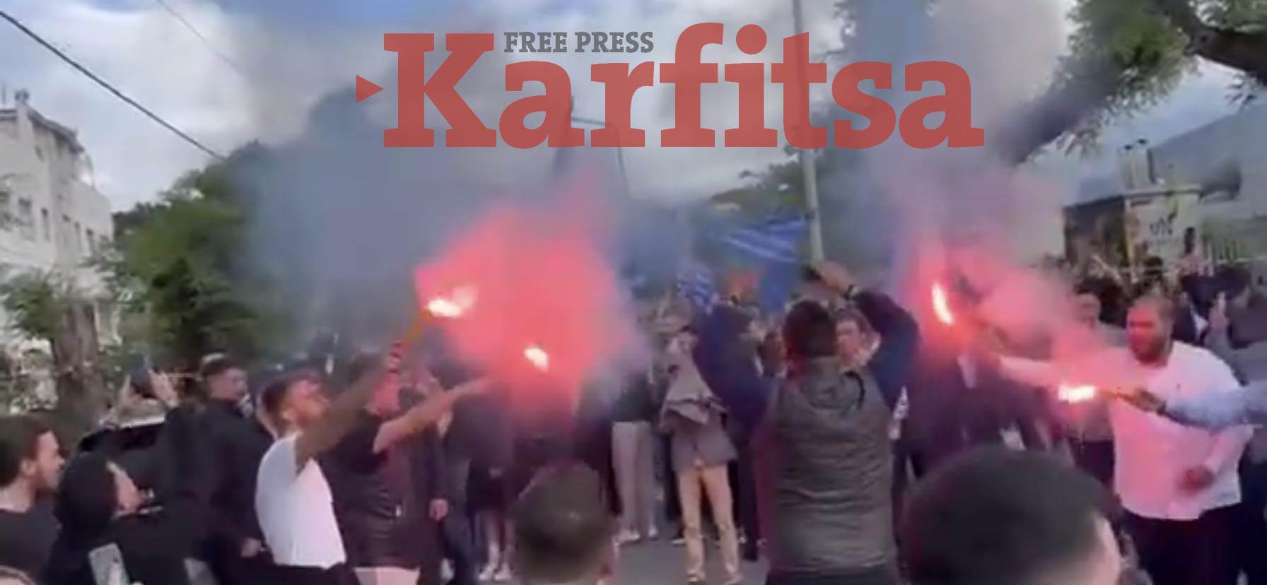 Θεσσαλονίκη: Λαοθάλασσα για την ομιλία Κ. Μητσοτάκη – Πυρσοί και συνθήματα (ΦΩΤΟ-Video)