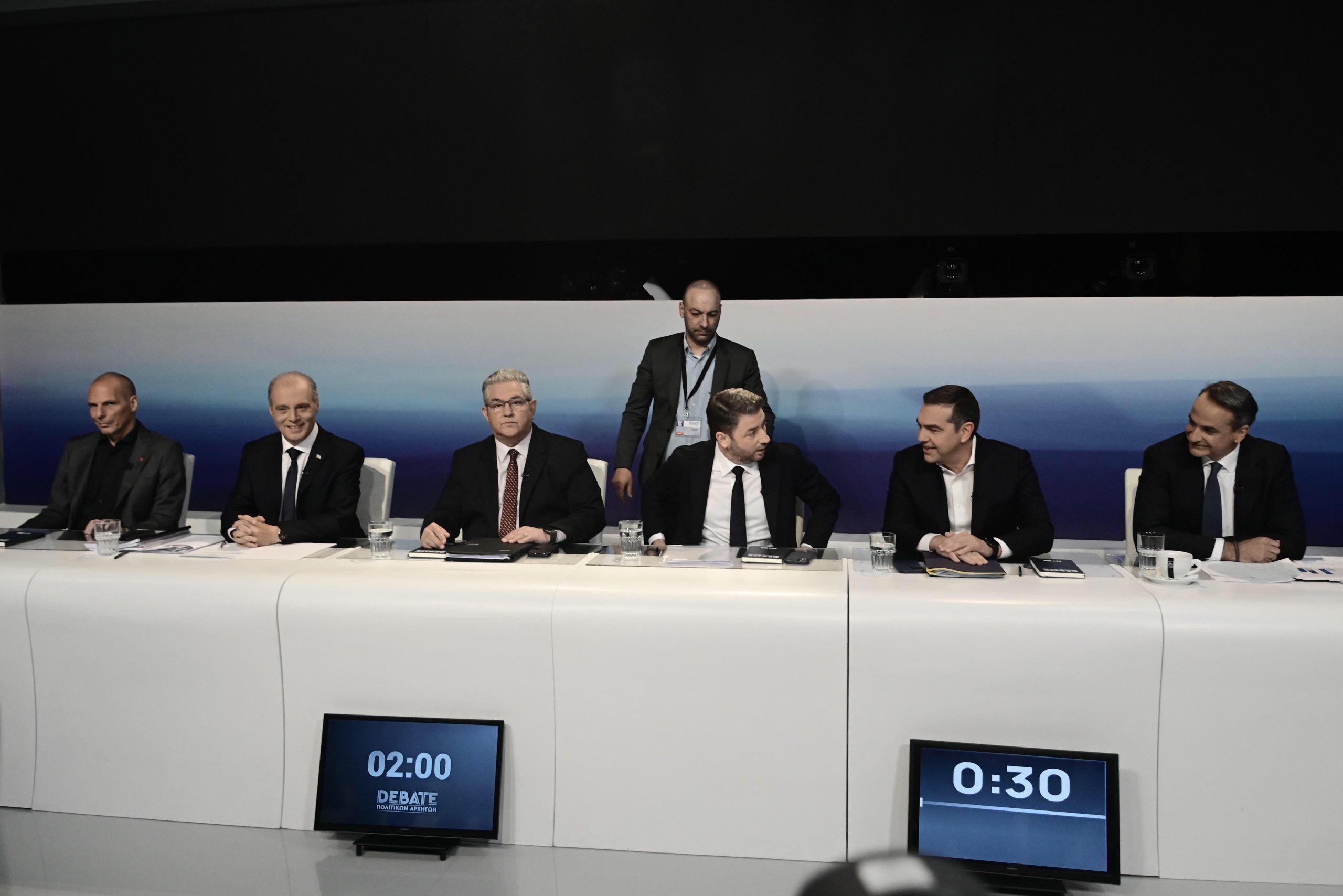 Debate: Τι επέλεξαν να φορέσουν οι αρχηγοί των έξι κομμάτων