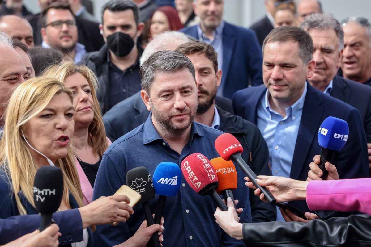 Στην Χ. Τρικούπη για τα αποτελέσματα ο Ν. Ανδρουλάκης