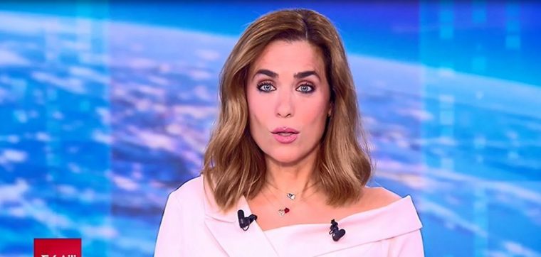 Συγκινημένη  Εύα Αντωνοπούλου στο τελευταίο δελτίο του ΣΚΑΙ –  Η αγκαλιά της Σούζη