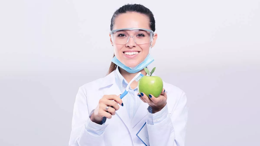 Πέντε τροφές που αποφεύγει ένας οδοντίατρος