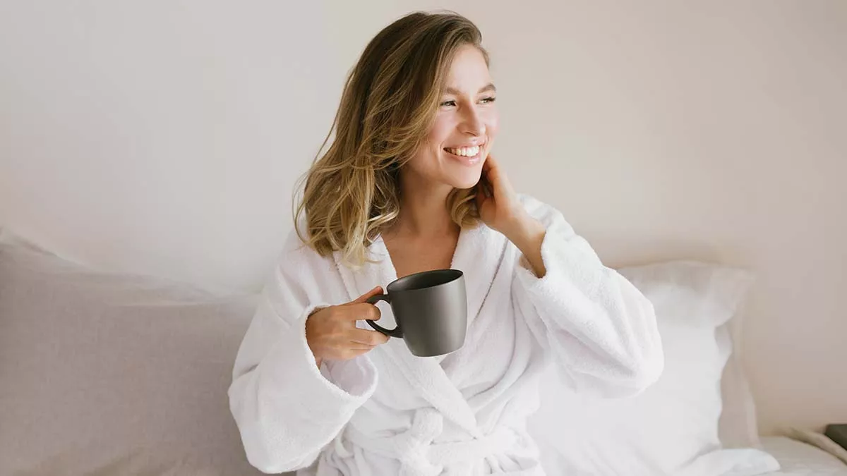 Πέντε πράγματα που πρέπει να κάνουμε κάθε πρωί για να φρενάρουμε μια φλεγμονή