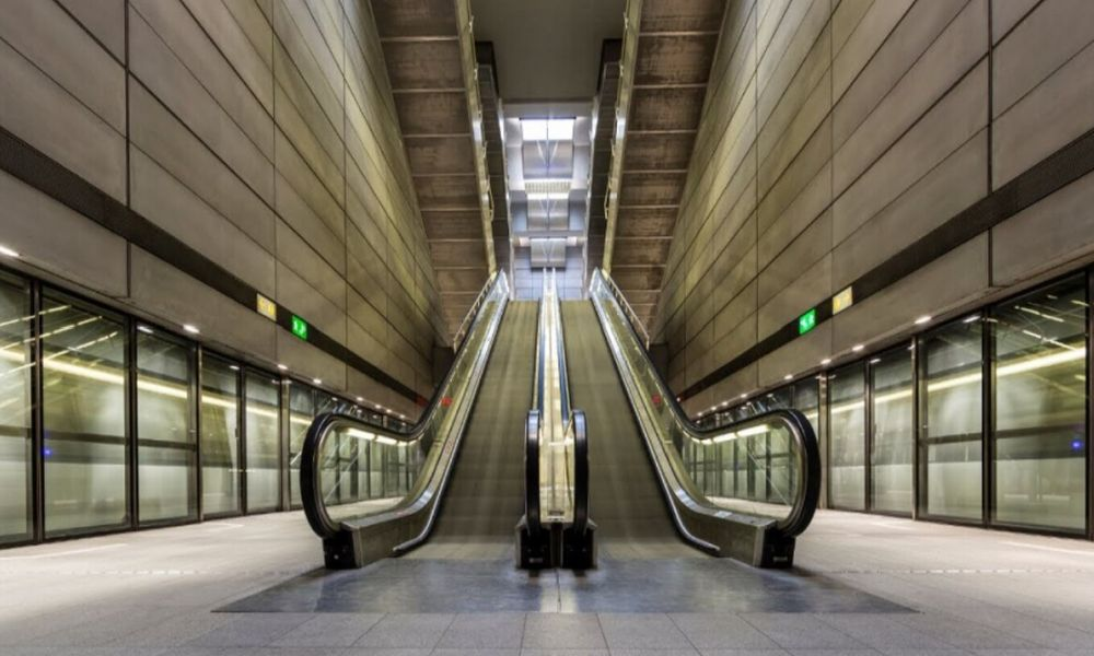 Γ. Γεραπετρίτης στον σταθμό Βενιζέλου του μετρό – Ενημερώθηκε για τις εργασίες επανατοποθέτησης των αρχαιοτήτων