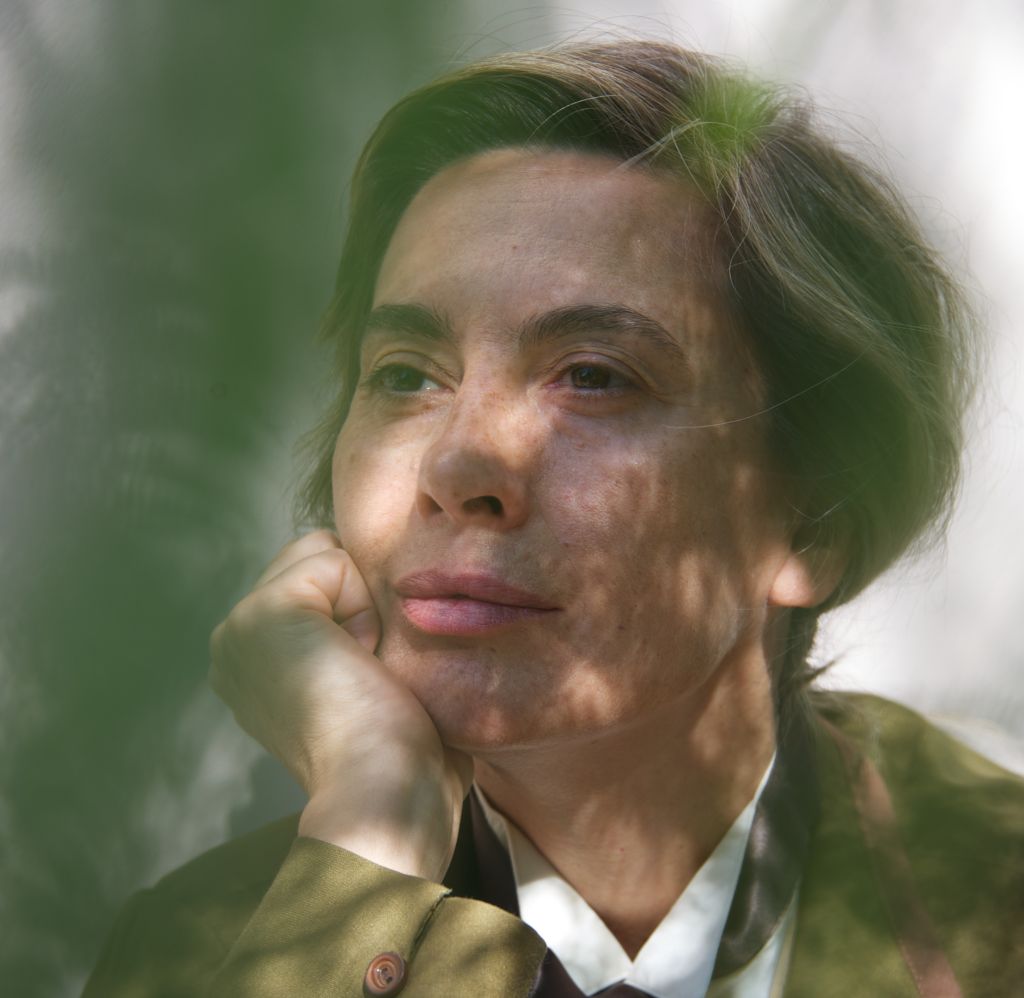 Βίκυ Βολιώτη: Μεγάλωσα με την αυτονόητη ιδέα ότι δεν υπολείπομαι σε τίποτα από τους άντρες