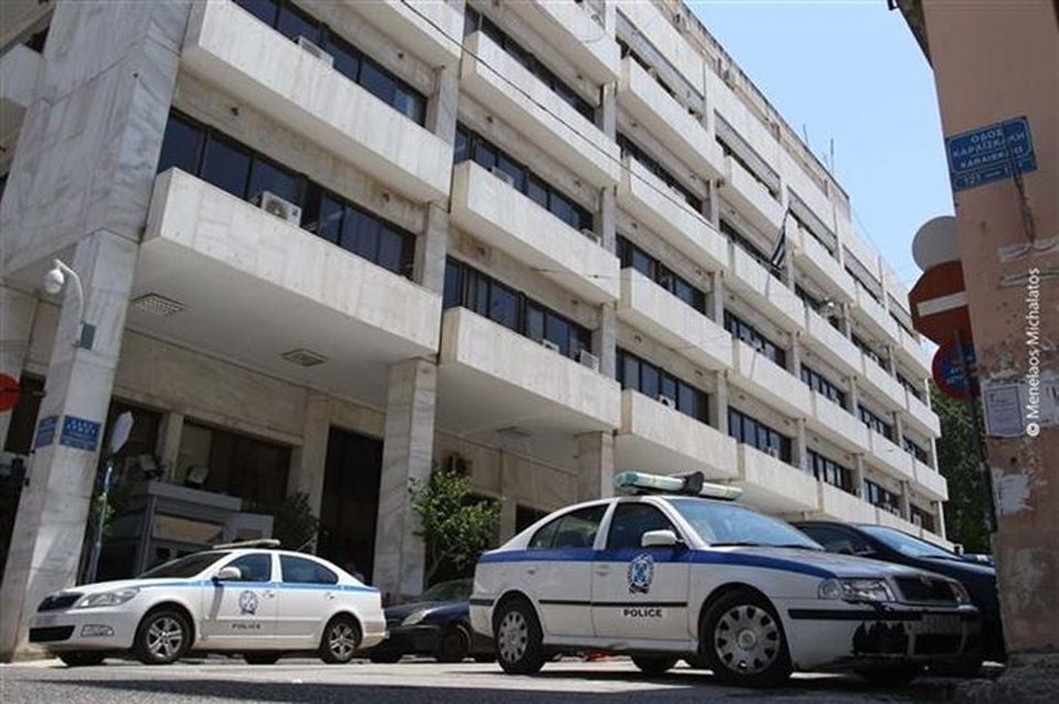 Πάτρα: Μυστήριο με νεκρή γυναίκα σε διαμέρισμα – Ήταν μαζί με το ανήλικο παιδί της