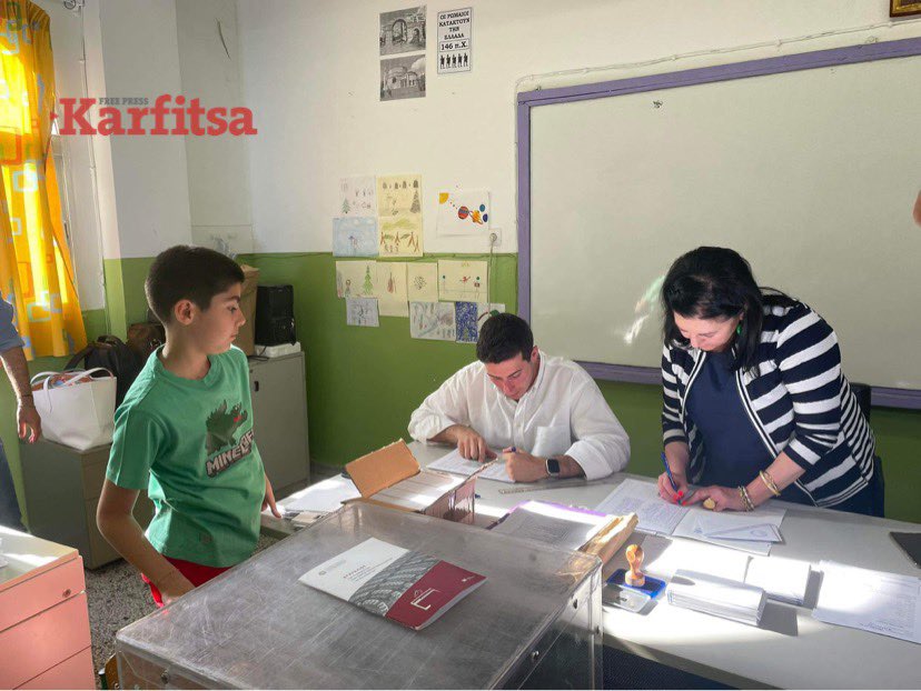 Οικογενειακή υπόθεση οι εκλογές σε εκλογικό τμήμα της Θεσσαλονίκης (ΦΩΤΟ+Video)