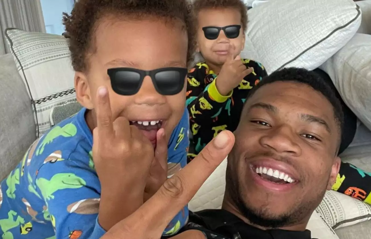 Γιάννης Αντετοκούνμπο: Οι τρυφερές φωτογραφίες με τους γιους του και το μήνυμα στους haters