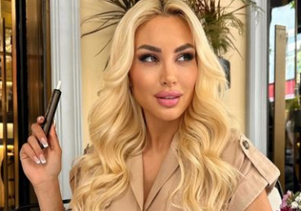 Αλ. Παναγιώταρου: Σε βάφτιση με τον Στ. Σχίζα έναν μήνα μετά τον χωρισμό (Video)