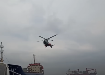 Σύγκρουση πλοίων ανοιχτά της Χίου: Ρήγμα στο πλοίο με τους Τούρκους ναυτικούς – Ισχυρές δυνάμεις του Λιμενικού στην περιοχή (Video)