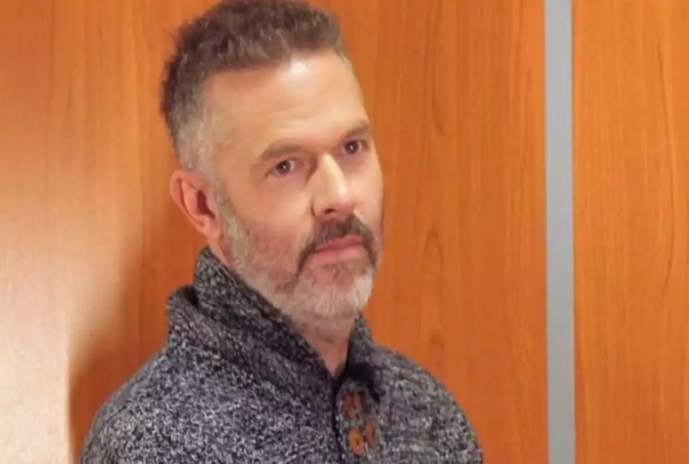 Χρήστος Λούλης: Ζηλεύω την σύζυγο μου και της το δείχνω καμιά φορά