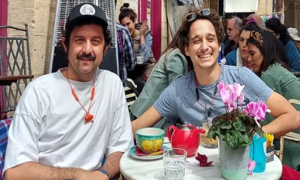 Μ. Οικονόμου και Γ. Μακρής: Στο πλευρό του πατέρα Αλέξανδρου (ΦΩΤΟ)