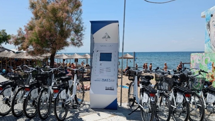Πενήντα τέσσερα κοινόχρηστα ηλεκτρικά ποδήλατα στο Δήμο Θερμαϊκού