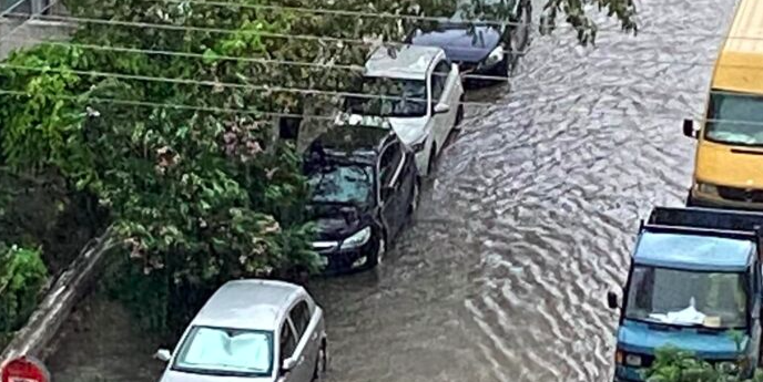 Σέρρες: Δυνατό μπουρίνι σάρωσε τον Νομό- Ξεχείλωσαν φρεάτια, δεκάδες κλήσεις στην Πυροσβεστική (Video)