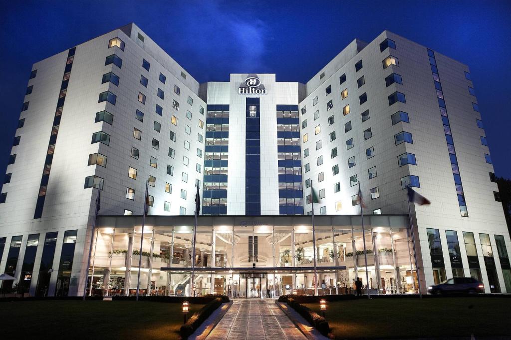 Hilton: Αύξηση εσόδων και κερδών