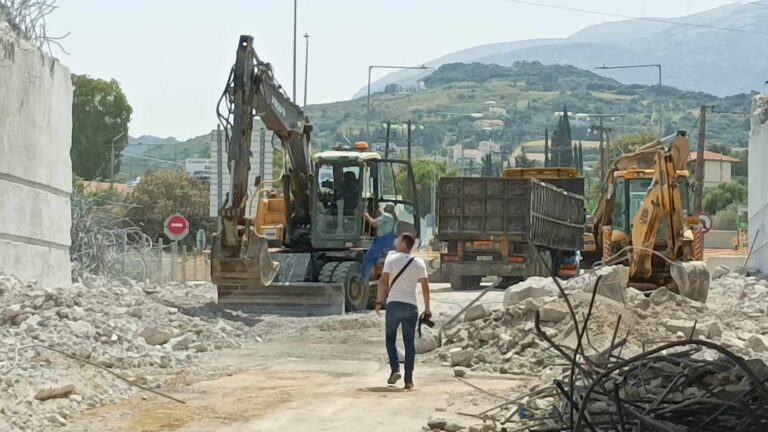 Γέφυρα Πάτρας: Ολοκληρώθηκαν οι έρευνες – Δεν βρέθηκαν εγκλωβισμένοι στα συντρίμμια