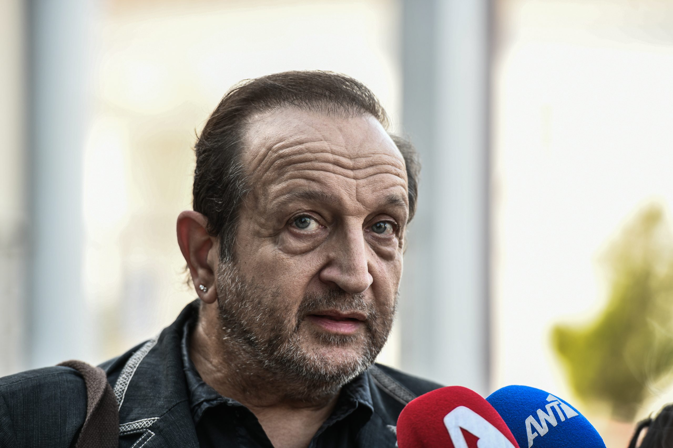 Μπιμπίλας για τη «Μήδεια»: «Αυτό δεν είναι θέατρο, είναι κάτι άλλο» (Video)