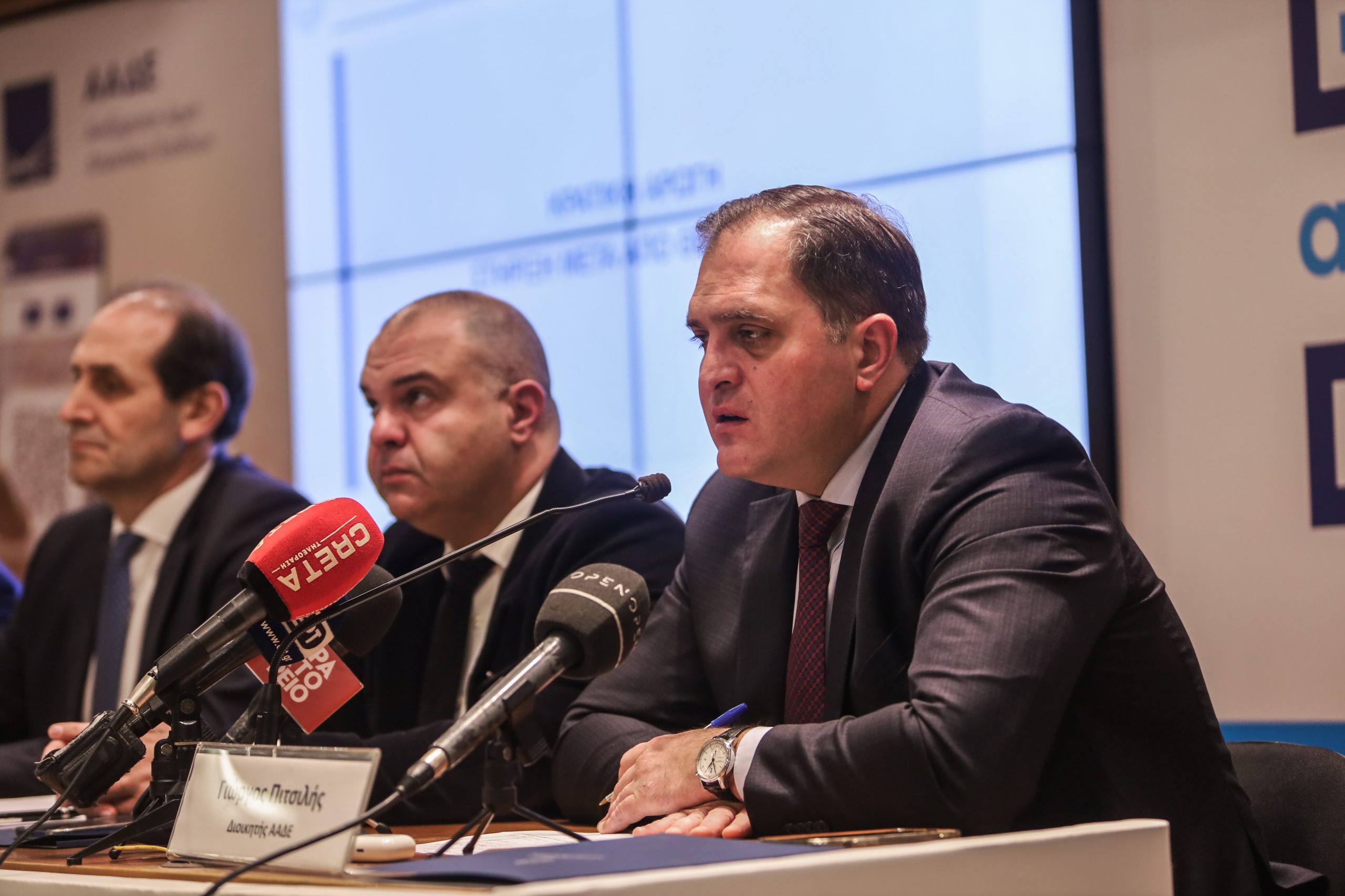 ΑΑΔΕ – Νέες υπηρεσίες: Νέα κέντρα σε Αθήνα και Θεσσαλονίκη
