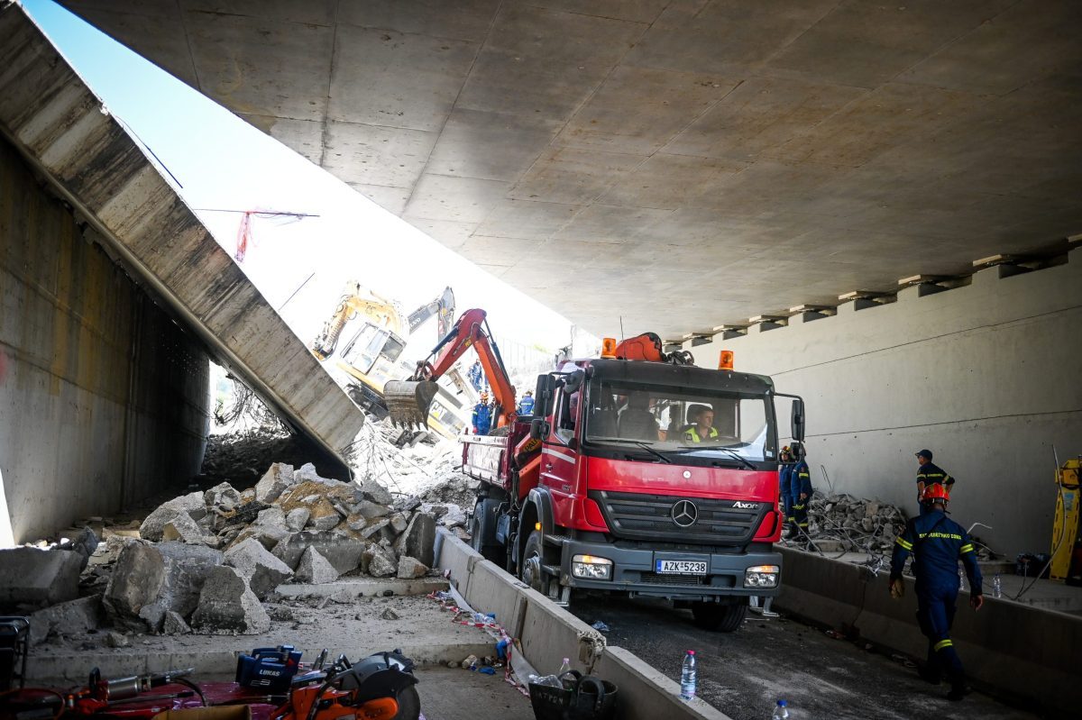 Πάτρα: Οι πρώτες συλλήψεις για την κατάρρευση της γέφυρας – Η ανακοίνωση της εταιρείας