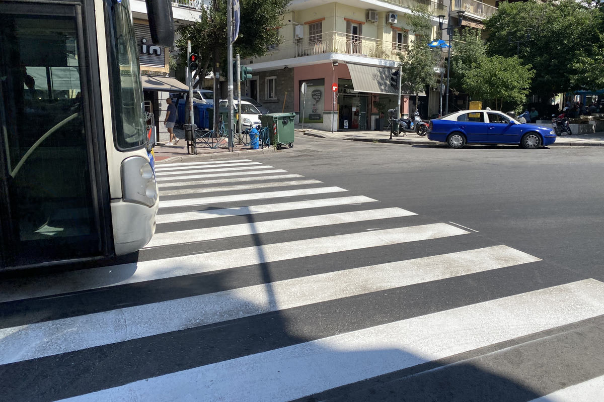 Θεσσαλονίκη: Εργασίες διαγράμμισης οδών και διαβάσεων σε Νεάπολη και Συκιές