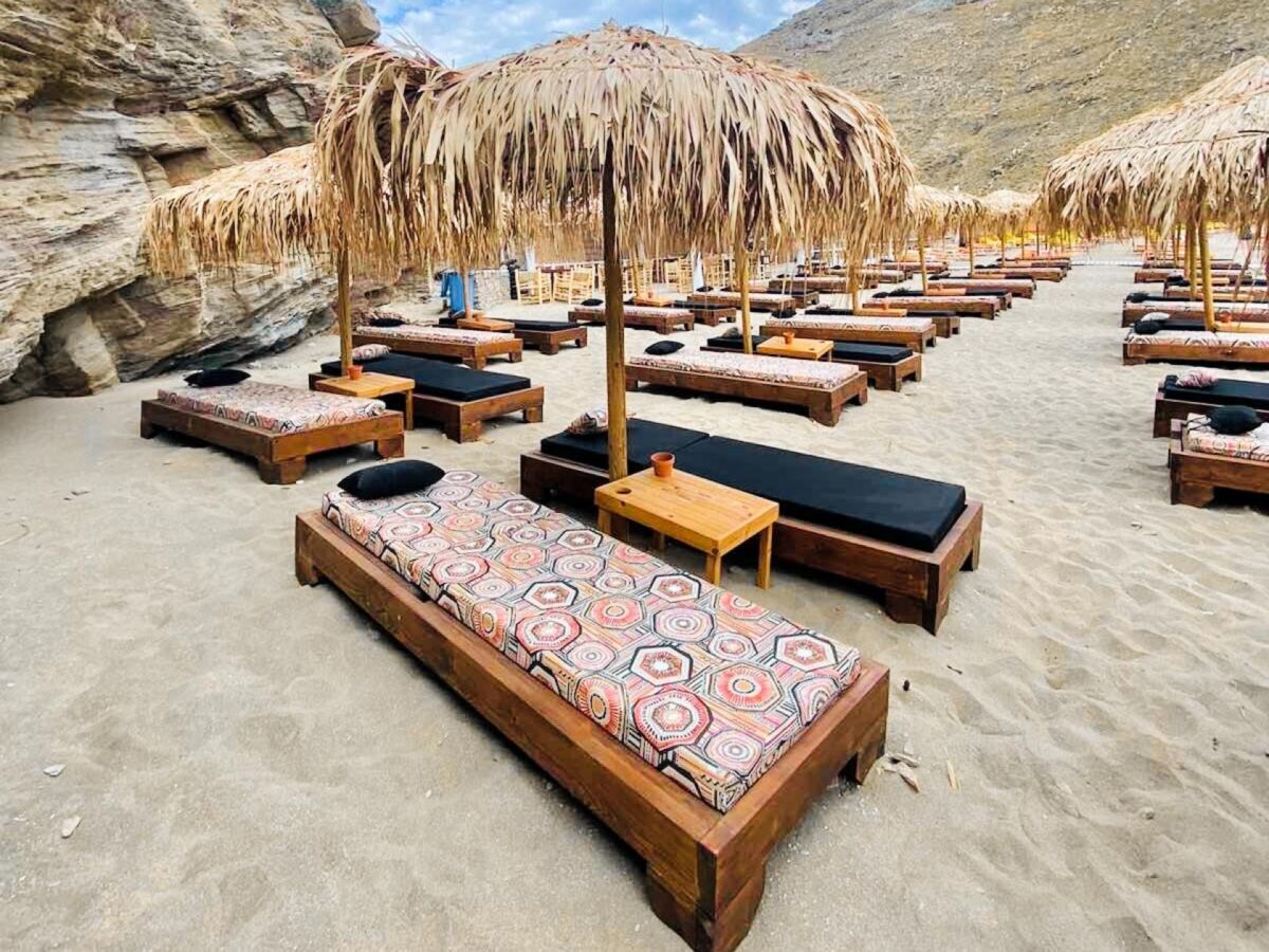 Ρόδος: Χωρίς άδεια από το 2016 λειτουργεί το γνωστό beach bar