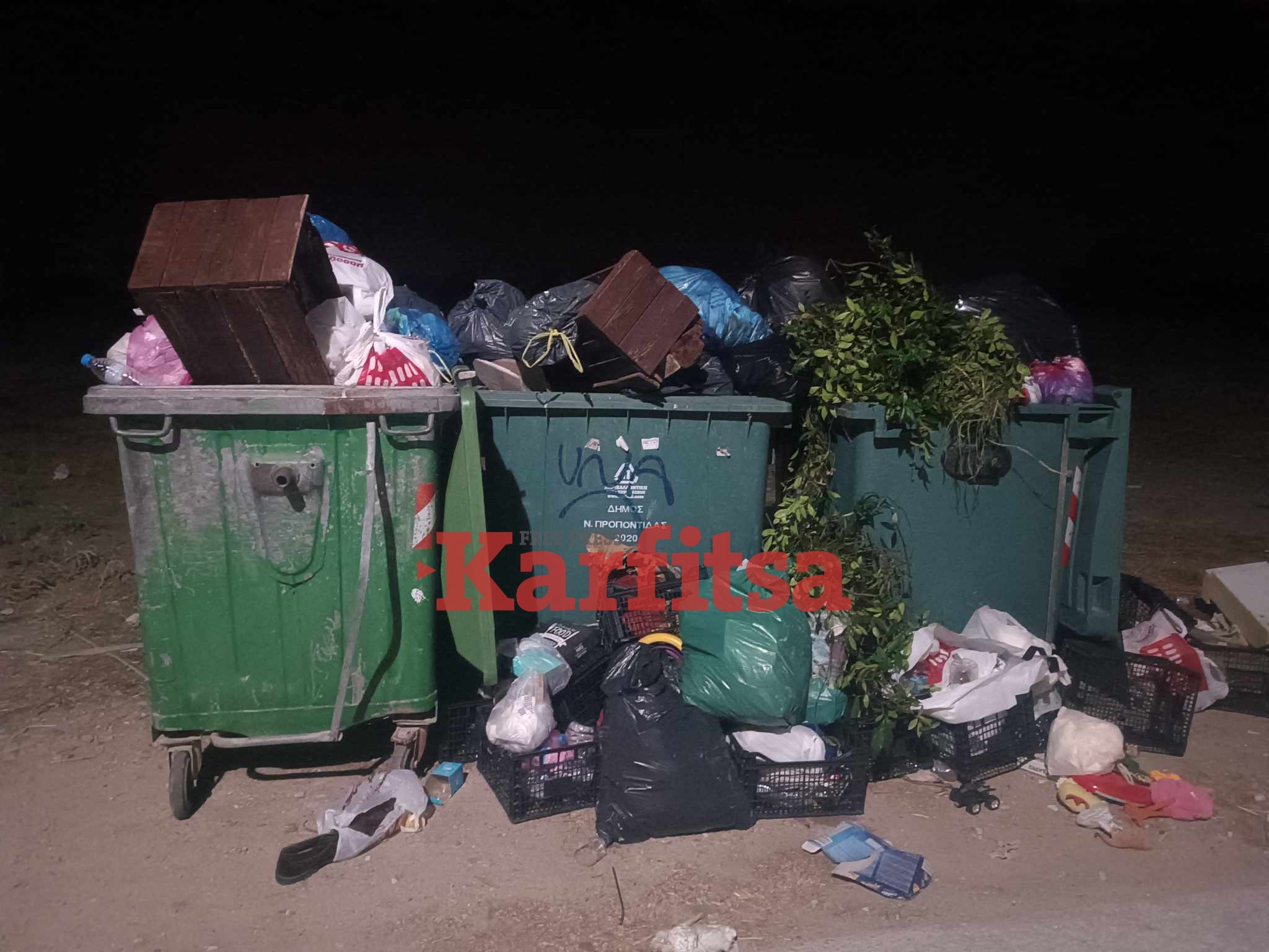 Τα σκουπίδια «πνίγουν» την Καλλικράτεια Χαλκιδικής (ΦΩΤΟ)