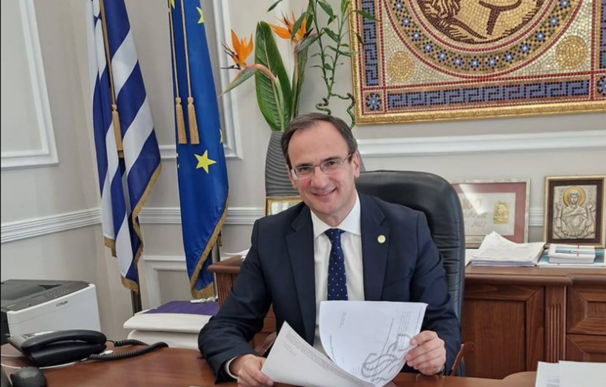 Δήμαρχος Σερρών στην Karfitsa: Σε πυρετώδεις ρυθμούς οι εργασίες στο γήπεδο του Πανσερραϊκού  – Αλλάζει όνομα το στάδιο