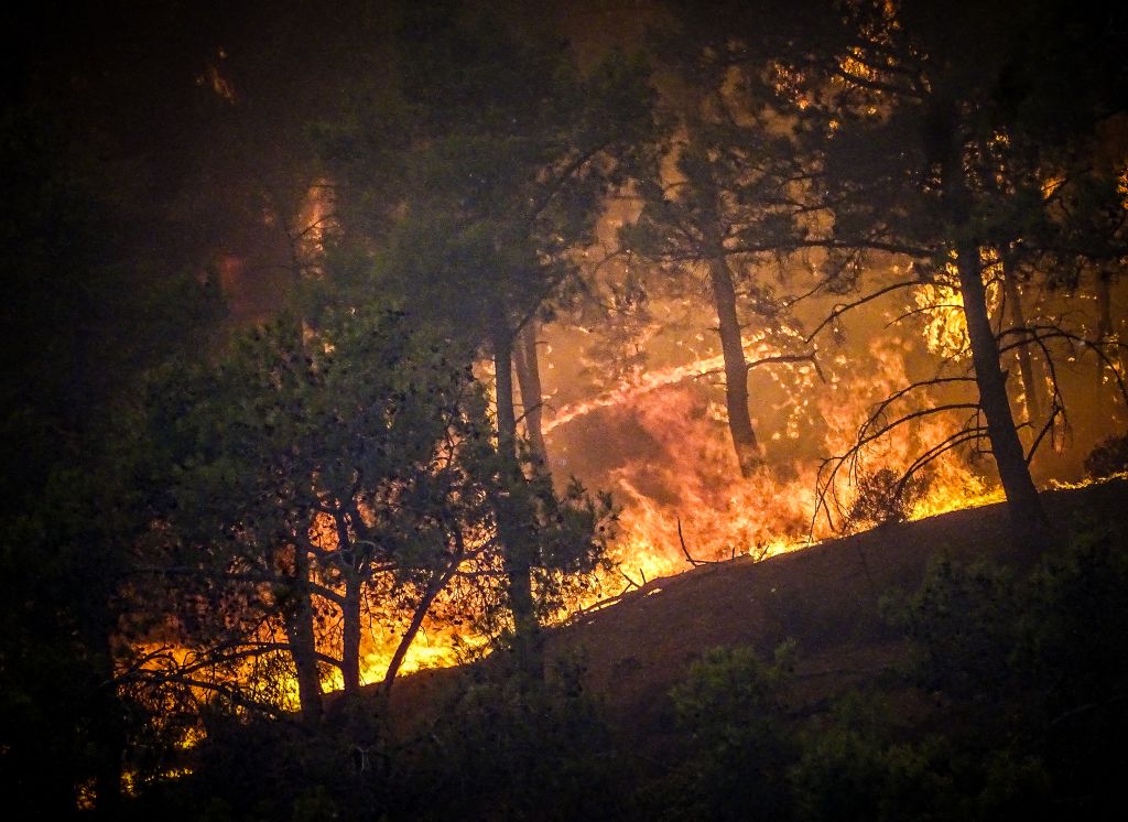Σέρρες: Φωτιά στο Παγγαίο Όρος – Αυξήθηκαν οι πυροσβεστικές δυνάμεις