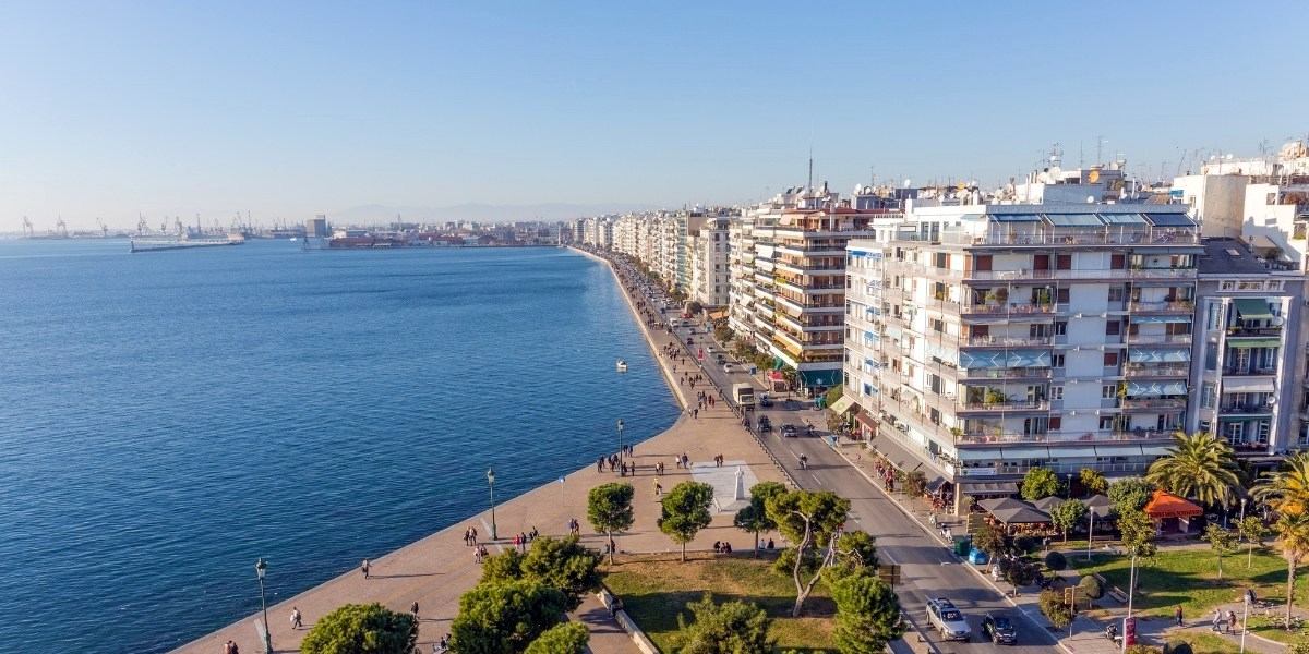 Εάν υπήρχε μαγικό ραβδί τι θα άλλαζα στη Θεσσαλονίκη; – 24 πρόσωπα της πόλης απαντούν στην Karfitsa