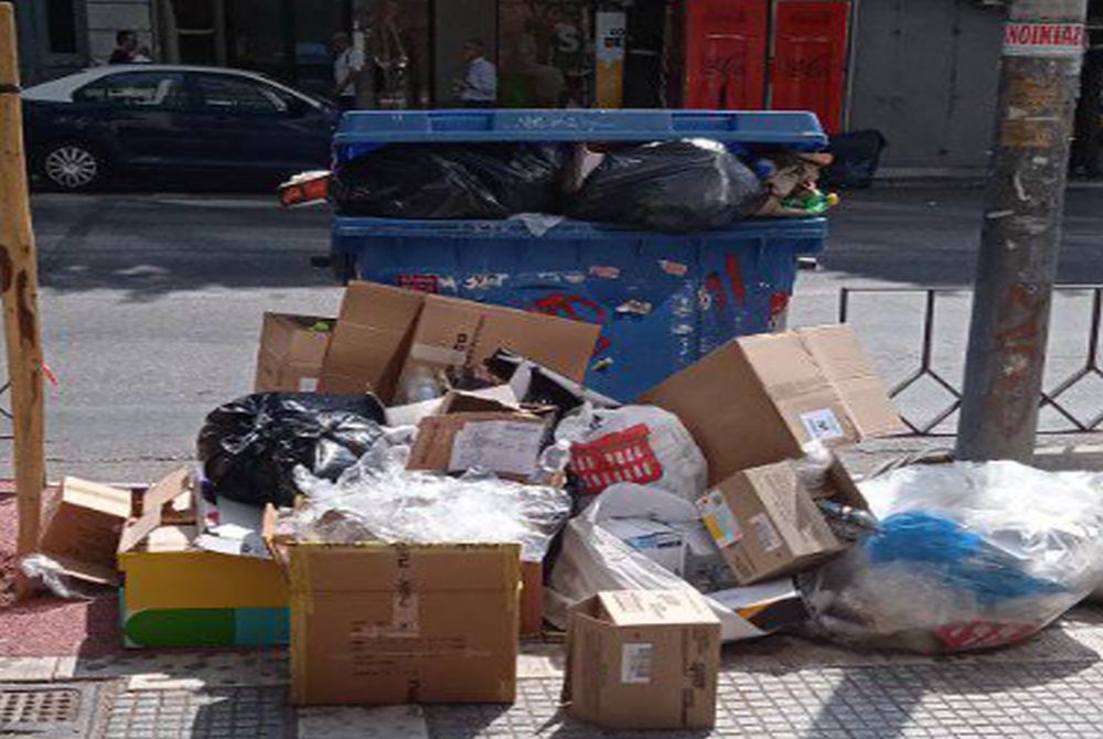 Στα σκουπίδια «πνίγεται» η Θεσσαλονίκη