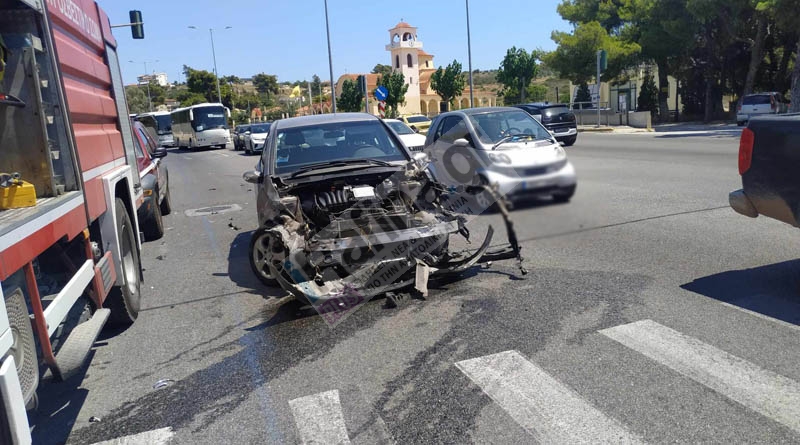 Ένας νεκρός και ένας τραυματίας από τροχαίο – Ηλικιωμένη πέρασε με κόκκινο