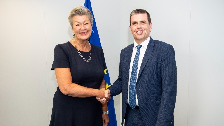 Καιρίδης και Γιόχανσον συζήτησαν για τις προκλήσεις του μεταναστευτικού